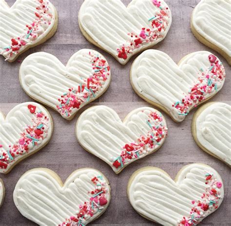 Our Favorite Valentine S Day Cookies In B Lovely Events