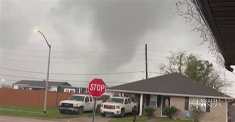 Tornado Hits New Orleans As Massive Winter Storm Sweeps U S Flipboard