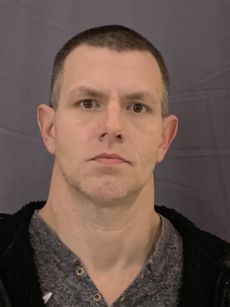 Sean Holtsclaw Violent Or Sex Offender In South Bend IN 46614