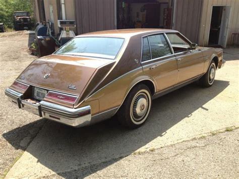 1981 Cadillac Seville - Information and photos - MOMENTcar