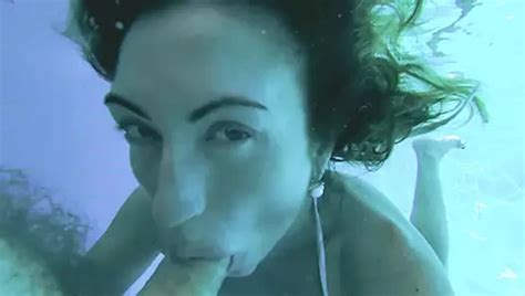 3some Underwater Amateur Porn XHamster