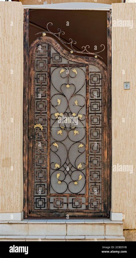 Saudi Arabian Doors Stock Photo Alamy