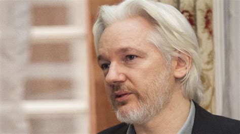 Julian Assange Julian Assange Uk Court Formally Issues Order To Extradite Julian Assange To