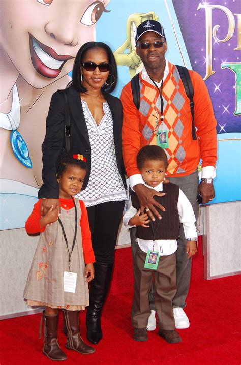 Angela Bassett's Kids Taught to Be 'Smart' and 'Compassionate'