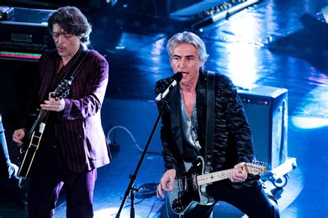 LIGABUE IN TEATRO DEDICATO A NOI STARDERO