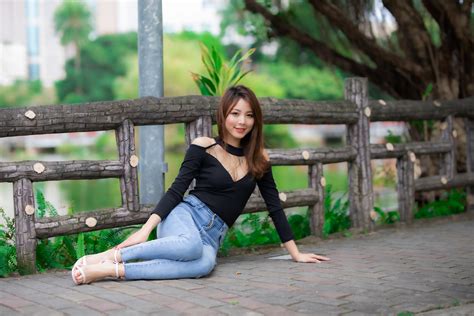 4k Asian Sitting Jeans Blouse Smile Glance Hd Wallpaper Rare