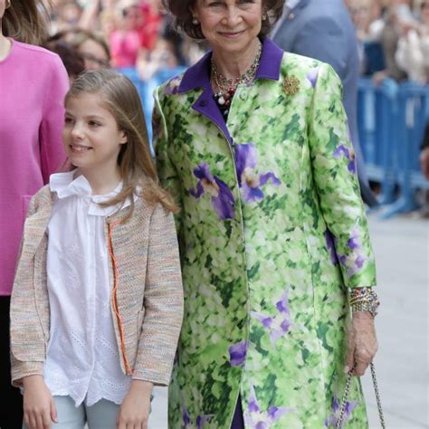 La Reina Sofía con la Infanta Sofía en la Misa de Pascua 2016 Los