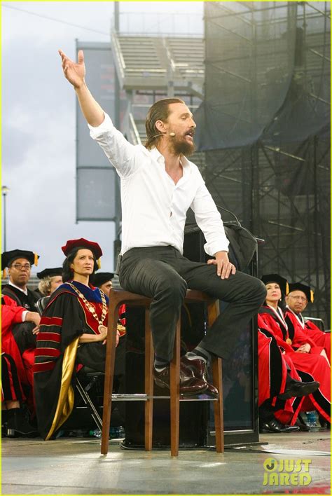 Matthew McConaughey Gives Encouraging Commencement Speech at University ...