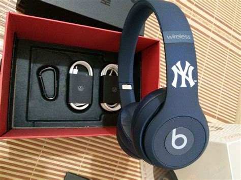 New York Yankees Beats Solo2 Mlb Edition Wireless Headphones In 2020