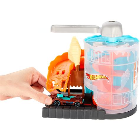 Hot Wheels City Downtown Super Fuel Stop Play Set Hot Wheels Hot Wheels