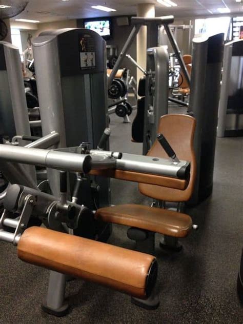 Life Fitness Signature Series Leg Curl Gym Solutions