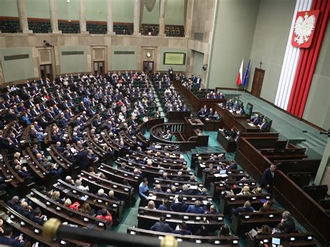 Sejm Zdecydowa W Sprawie Cen Pr Du W Roku Biznes Wprost