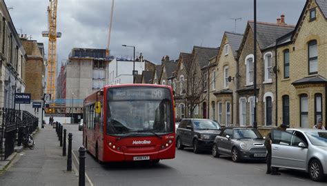 DE1586 E200 LK08 FKT Metroline DE1586 Jacob Peatfield Flickr