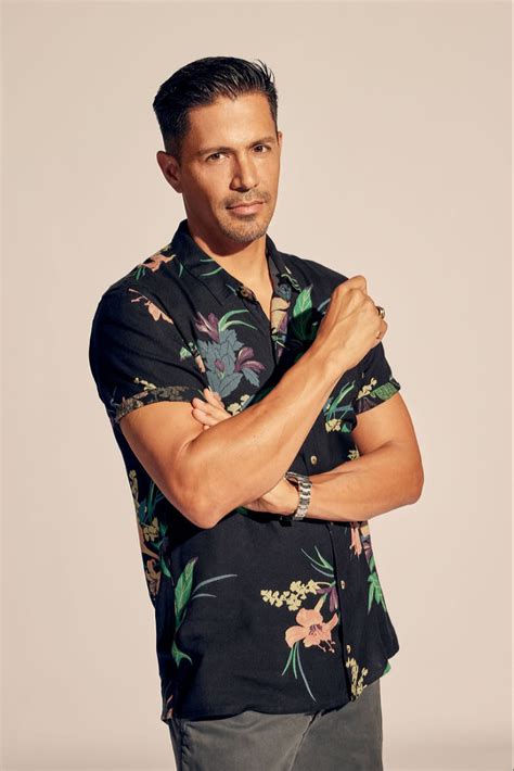 Magnum P I Fotograf Jay Hernandez Isimlerini I Eren