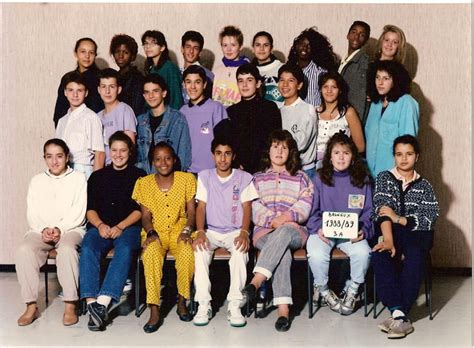 Photo de classe Romain rolland année 1988 1989 3èmeA de 1998 Collège