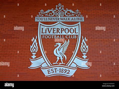 Liverpool Fc Badge Hi Res Stock Photography And Images Alamy