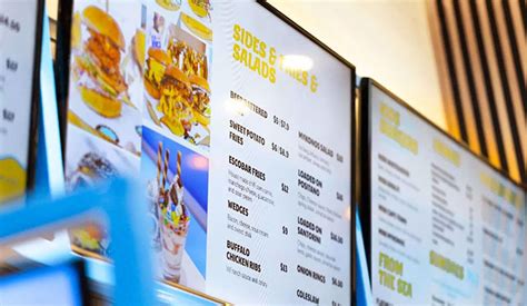 How the Restaurant Industry is Benefiting from Using Digital Signage