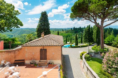 Tuscany Villa with pool