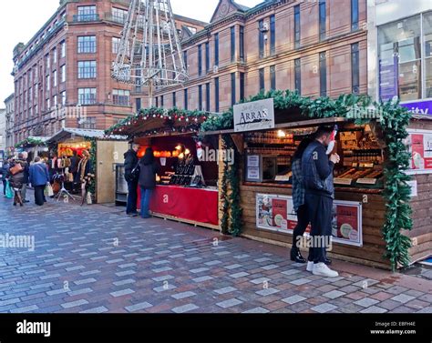 Glasgow Christmas market with stalls in Argyle Street Glasgow Scotland Stock Photo - Alamy