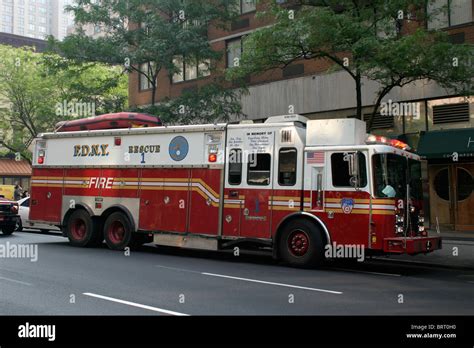 Fdny Rescue 1 Stock Photo Alamy