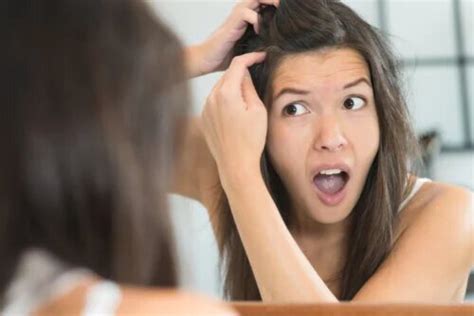 4 Raisons Pour Lesquelles Vous Pourriez Avoir Des Cheveux Gris Quand