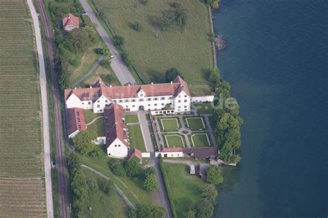 Luftaufnahme Uhldingen Mühlhofen Palais des Schloss Schloss Maurach