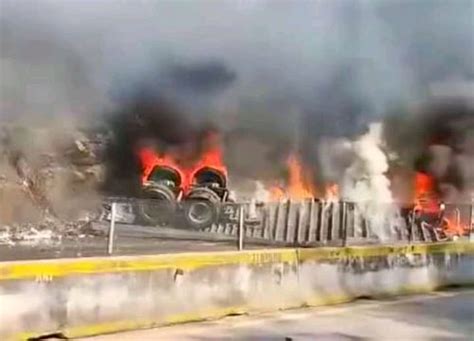 1 muerto y 3 heridos al volcar y quemarse tráiler en la Autopista del