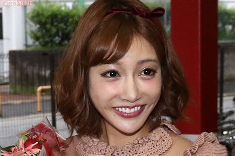 「顔がコロコロ変わるのもショック」「35歳ってマジすか！」元セクシー女優の明日花キララが美容整形による“最新のお顔”披露もコスプレ姿は