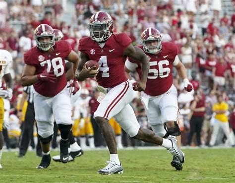 Nick Saban Previews Quarterback Battle As Spring Practice Begins