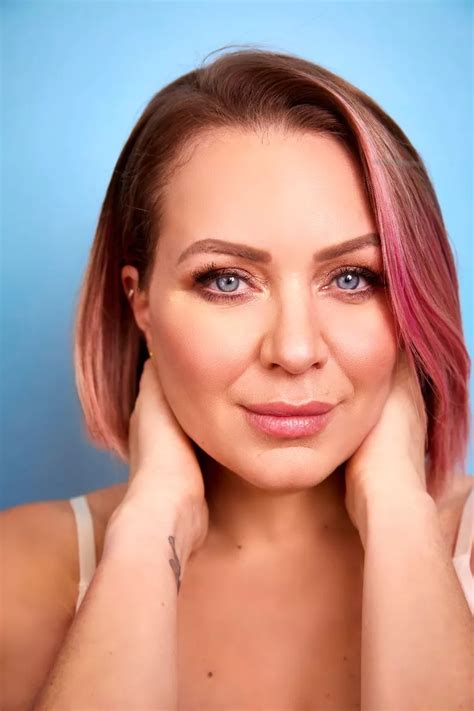 Every Picture As Eastenders Star Rita Simons Transforms Her ‘jowls