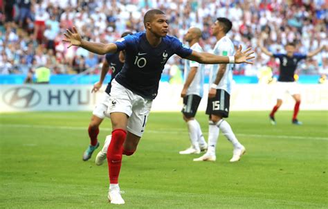 Mbappé guía el triunfo de Francia sobre Argentina El Siglo