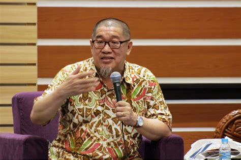 Bem Dibekukan Karena Karangan Bunga Satire Dekan Fisip Unair Bilang Begini