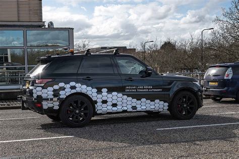 Self-driving Jaguar Land Rovers go public in Milton Keynes - Motoring ...