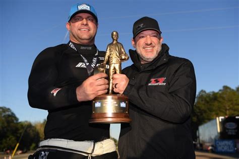 Tony Stewarts Dodge Nhra Team Gets Win 1 At The Gatornationals