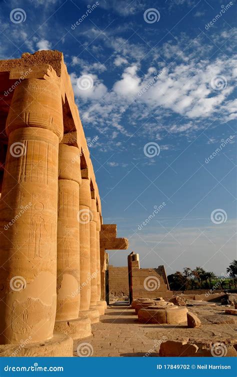 Ramesseum Stock Photo Image Of Giant Religion Sculpture 17849702