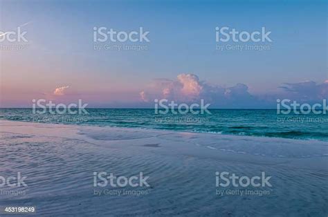 Pemandangan Pantai Florida Foto Stok Unduh Gambar Sekarang Destin