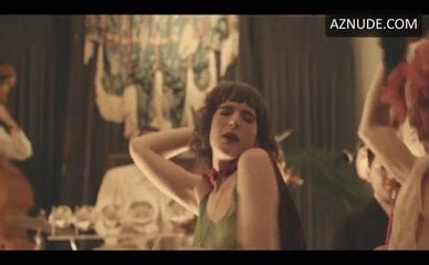 Trace Lysette Bikini Thong Scene In Transparent AZNude