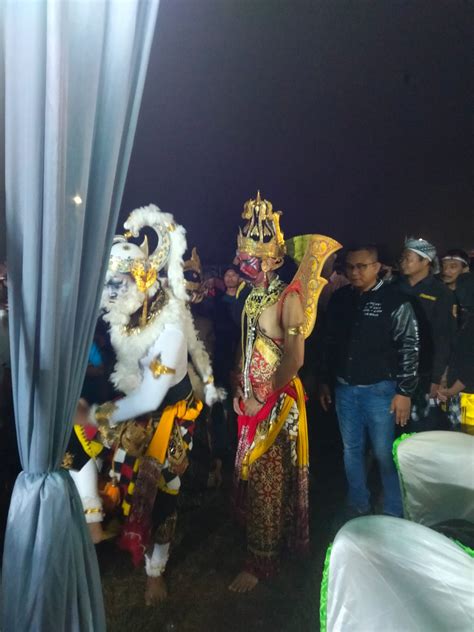 Pagelaran Wayang Kulit Campur Sari Berjalan Meriah Sukses Di