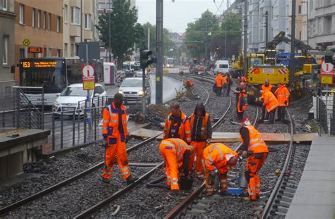 Gleisbauarbeiten Bei Der Kvb Im Bereich Der Stadtbahn Haltestelle Bf