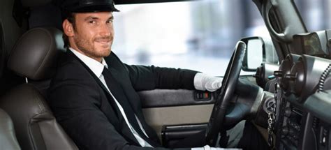 Reasons To Hire A Professional Chauffeur For Your Next Corporate