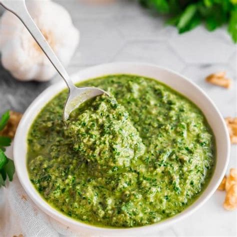 Easy Vegan Parsley Walnut Pesto A Dash Of Megnut