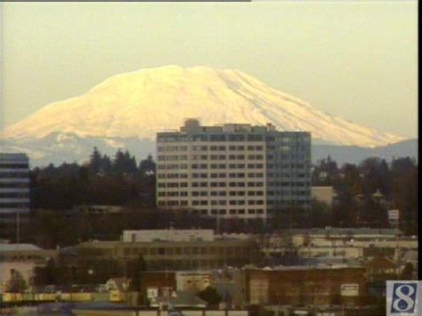 Cascade Volcano WebCams, plus other North America Volcano WebCams