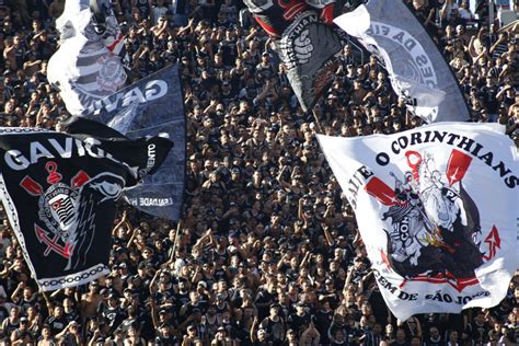 Conheça as principais torcidas organizadas do Corinthians