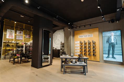 Dr Martens Secondo Flagship Store A Milano Fashion Times