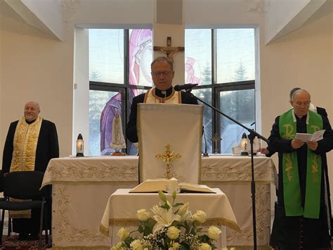 FOTO Seară de rugăciune ecumenică în Biserica greco catolică Buna