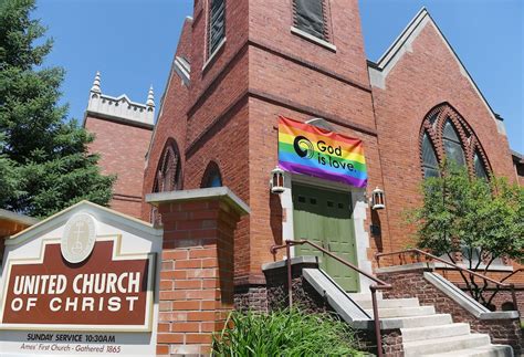 Adolfo Martinez Sentenced To 16 Years For Burning Lgbtq Flag Of Iowa