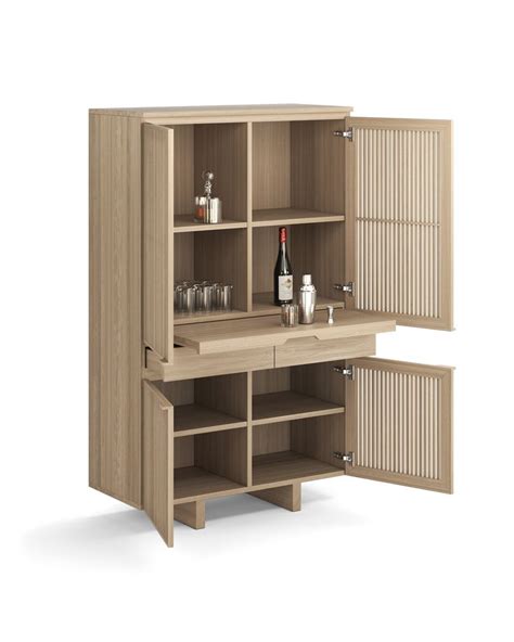 Eleganter Barschrank Im Japandi Stil In Barschrank Modern