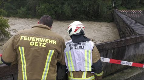 Dramatisches Hochwasser In Tirol Urlauber Von Au Enwelt Abgeschnitten