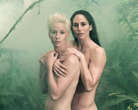 Megan Rapinoe Nude Lesbian Pics Nip Slip At ESPY Awards