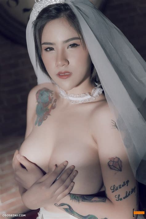 บม สายออ ออ จรภทร พรอมมล naked cosplay asian 21 photos